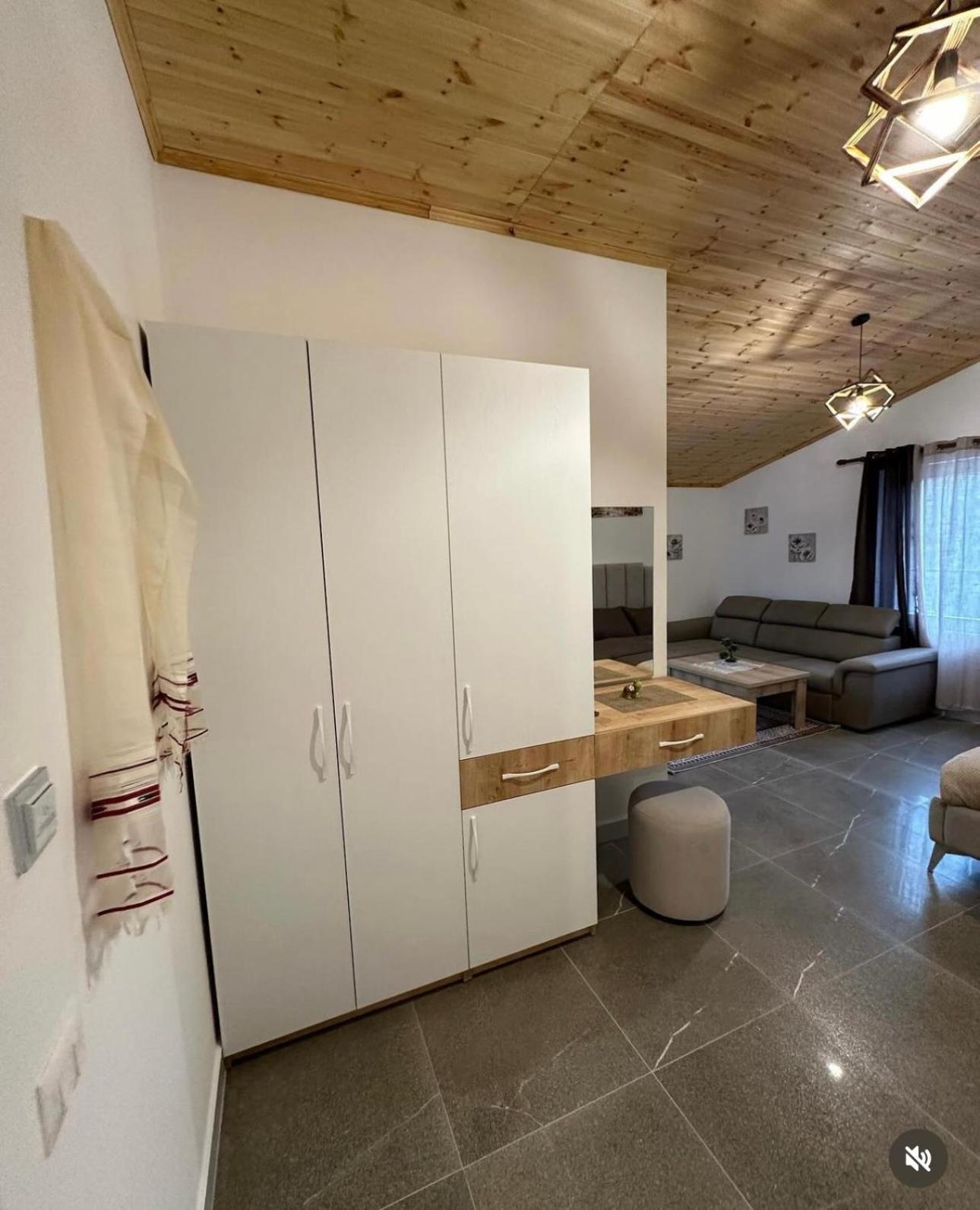 Qyteza Guest House & Camping Шкодер Экстерьер фото