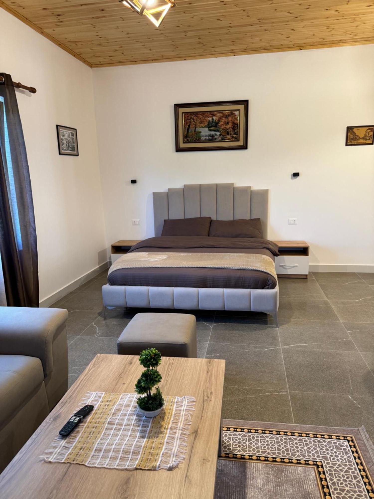 Qyteza Guest House & Camping Шкодер Экстерьер фото
