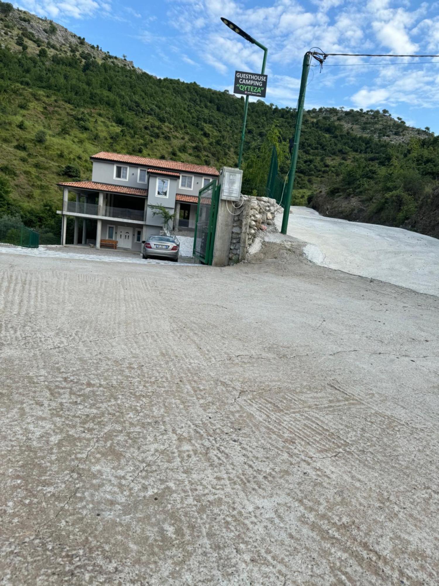 Qyteza Guest House & Camping Шкодер Экстерьер фото